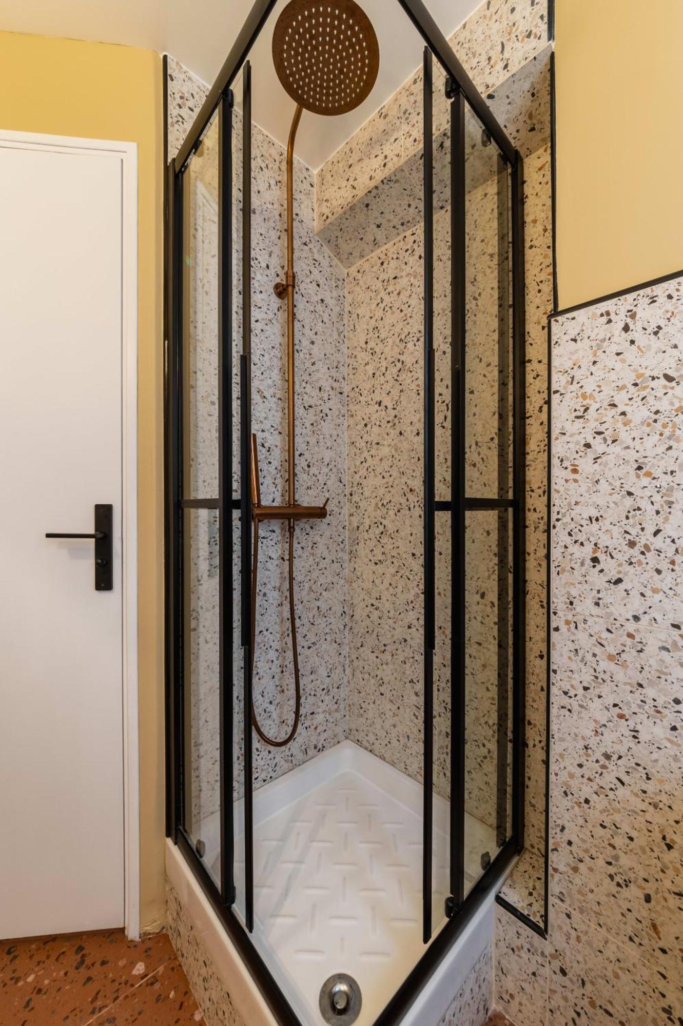 Grand Studio Refait A Neuf Paris 16 - 4P - Flat-Guest Exterior foto